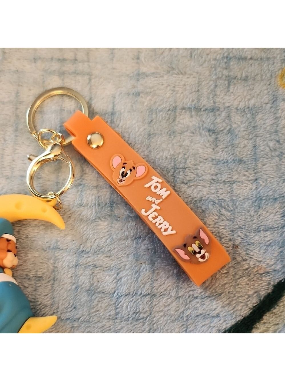 Jerry on a Moon Keychain Yellow and Blue - Picture 2 of 7